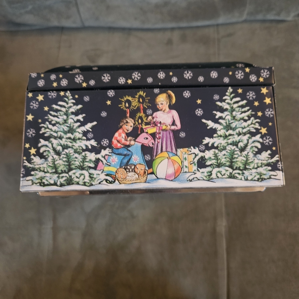Nativity Scene German Tin Cookie Box E. Otto Schmidt - Picture 3 of 8